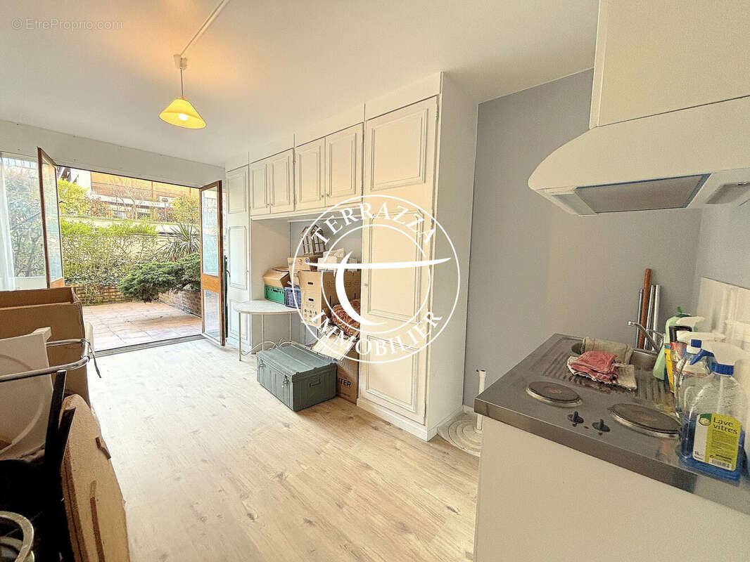 Appartement à LA CELLE-SAINT-CLOUD