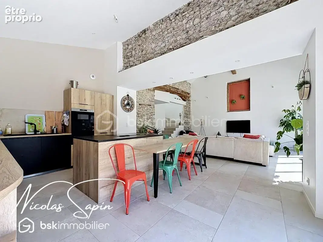 Maison entièrement rénovée de 167m2 - photo 3