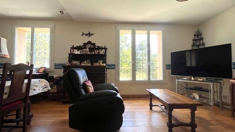 QUIMPER (29) – Appartement de type 3 de 67 m² habitable – Loggia – Garage fermé et privatif - photo 7