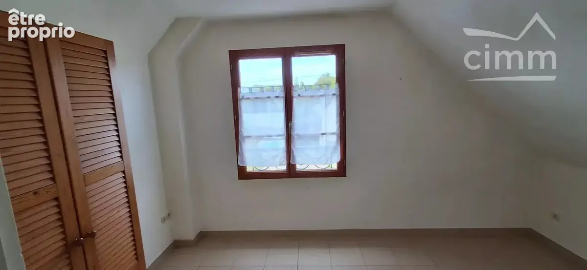 A Vendre, BLOIS VIENNE – Maison 2 / 3 chambres avec cour privative et climatisation - photo 9