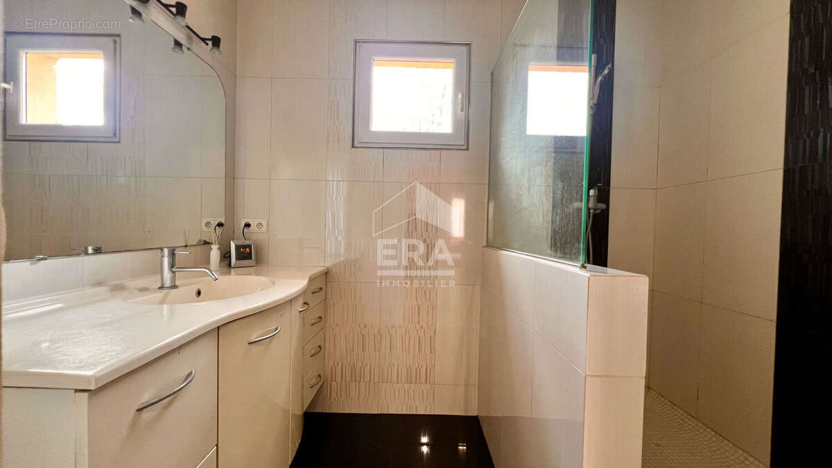 Maison à JUVISY-SUR-ORGE