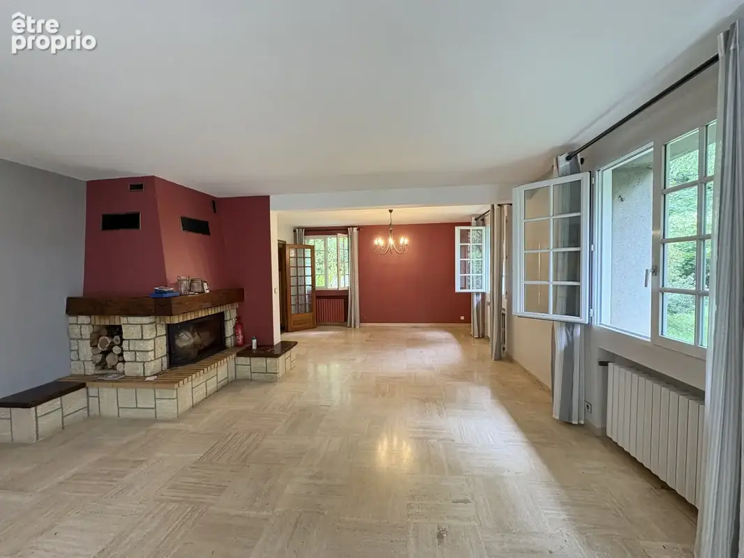 Maison de 223m2 avec 5 chambres - photo 4