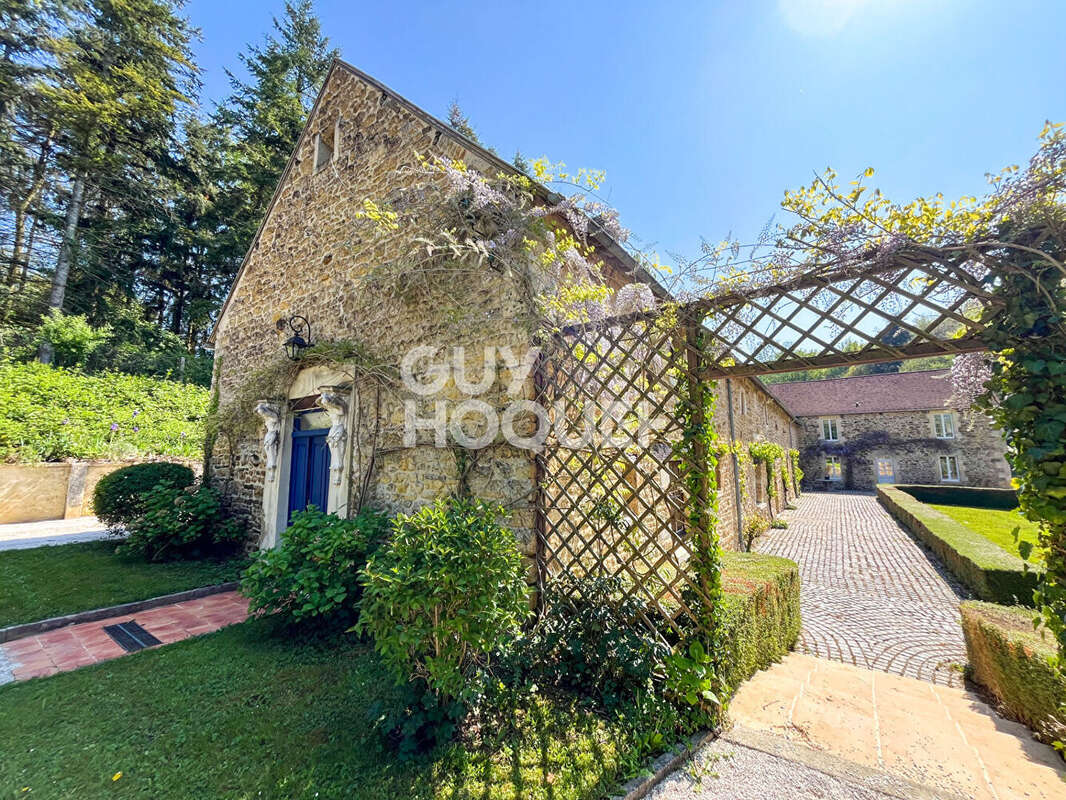 Maison à SAINT-LAURENT-DE-CONDEL