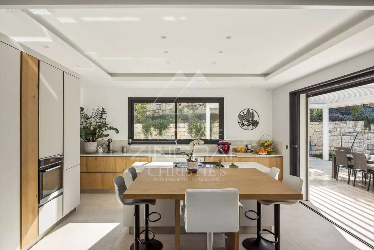 Villa contemporaine dans un secteur résidentiel recherché - photo 6