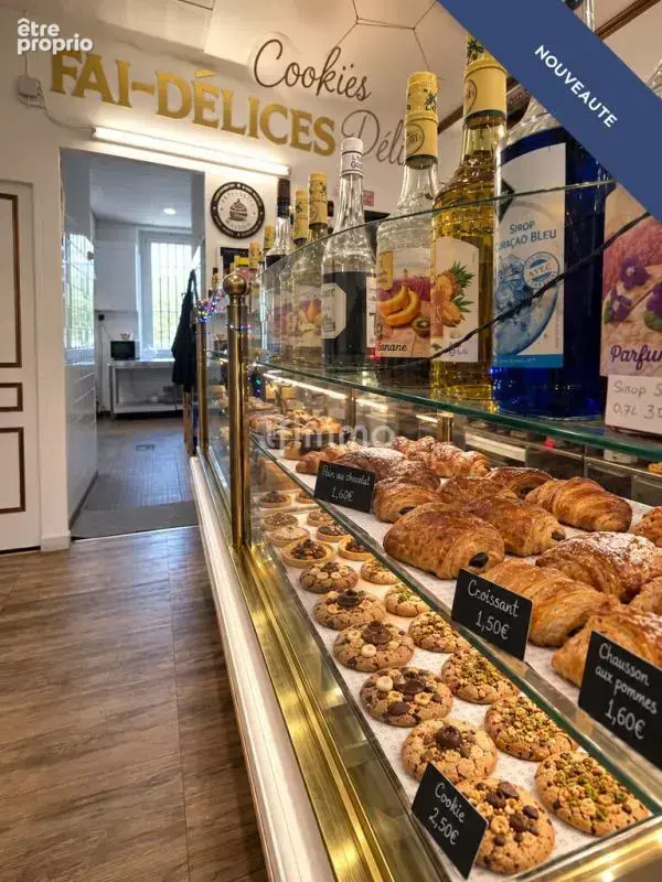 Fond de commerce avec belle visibilité et terrasse de 18 M² - photo 3