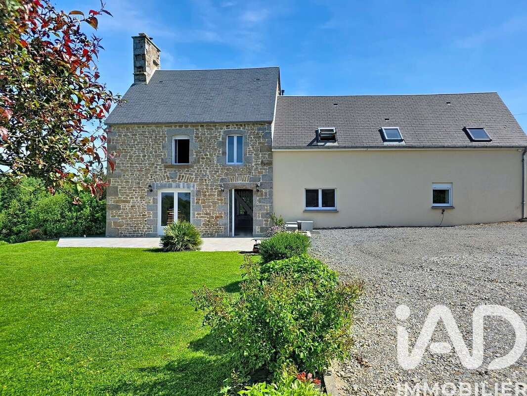 Maison 148 m² à Le Luot  - photo 2