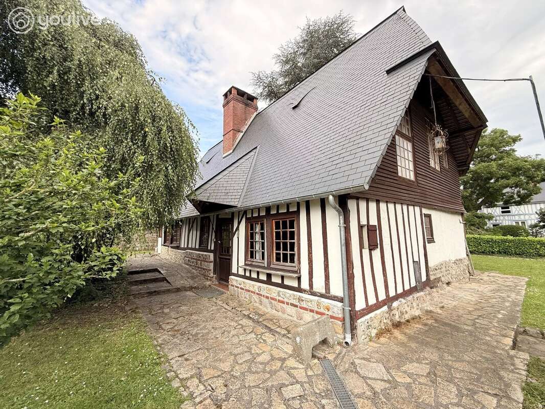 Maison à CANY-BARVILLE