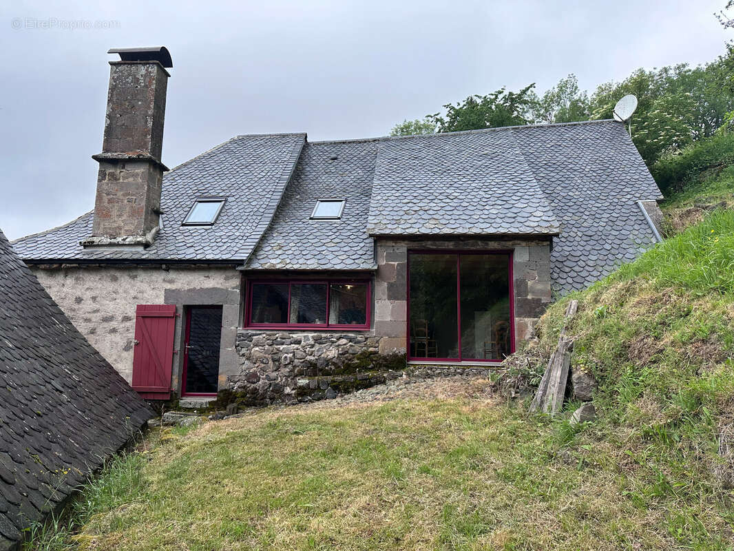 Maison à SAINT-PAUL-DE-SALERS