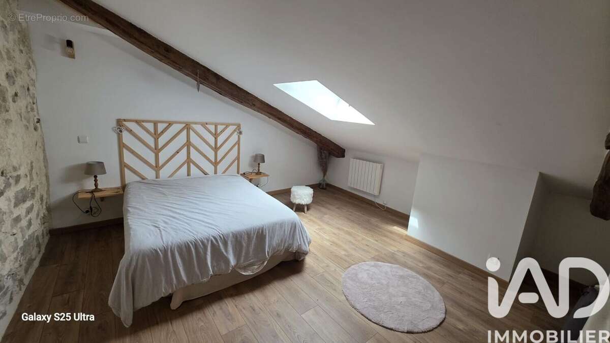 Maison 202 m² à La Piarre  - photo 4