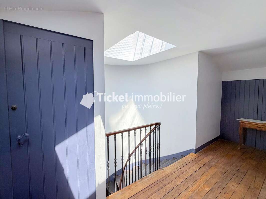 Studio 22m2 proche des chalets avec cave de 8m2 et chambrette de 16m2 - photo 19