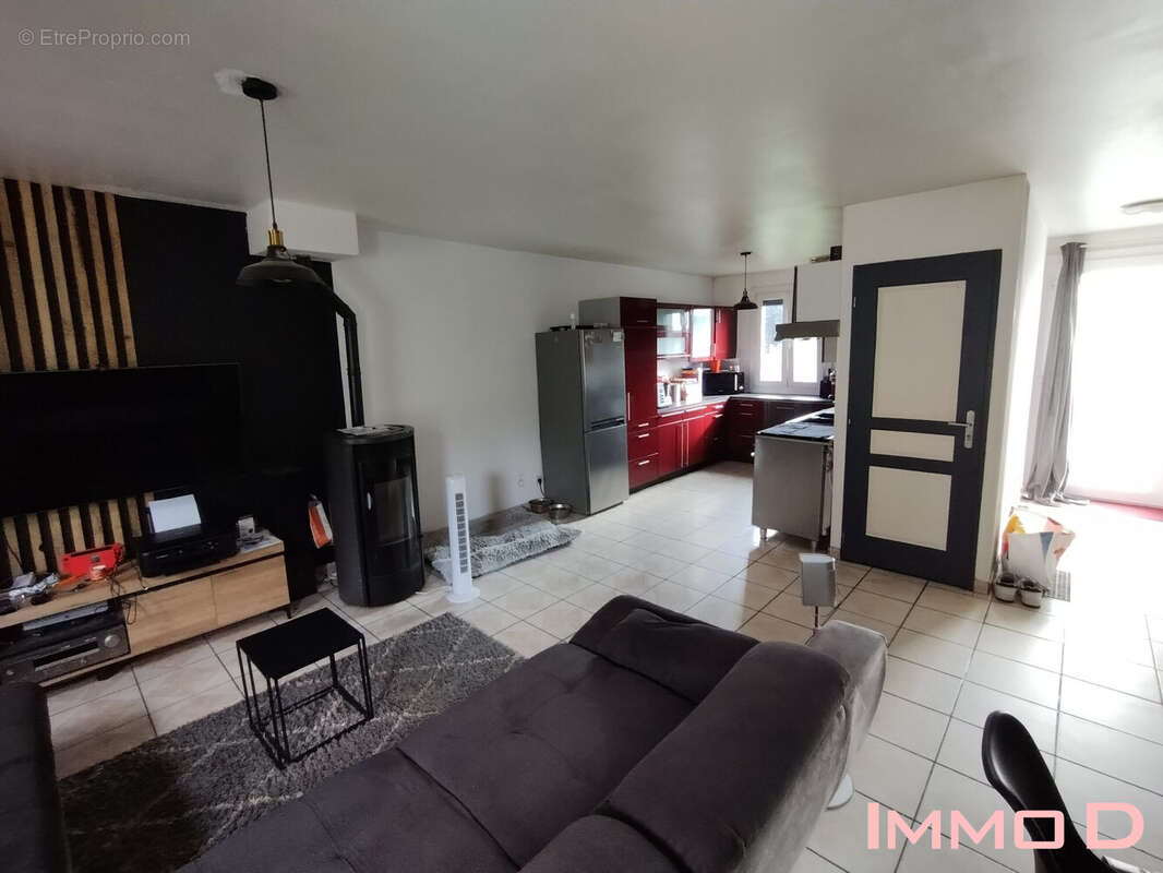 Maison à LES FORGES