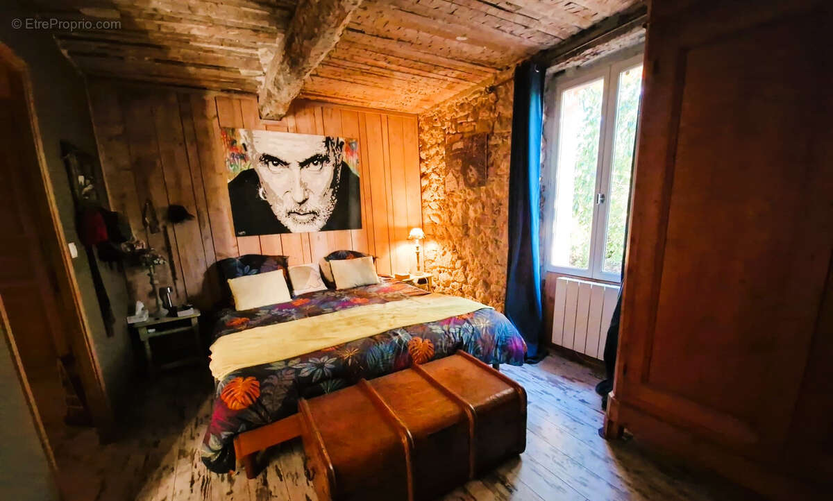 Maison à VILLECROZE