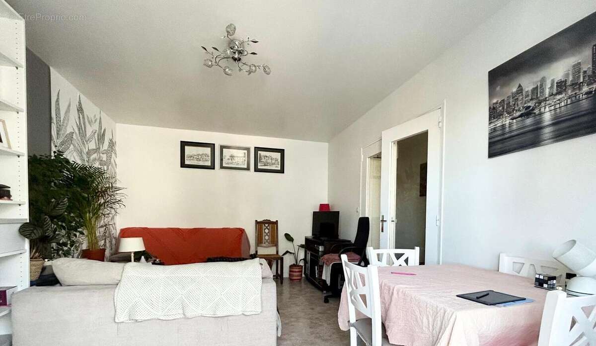   - Appartement à ANGERS