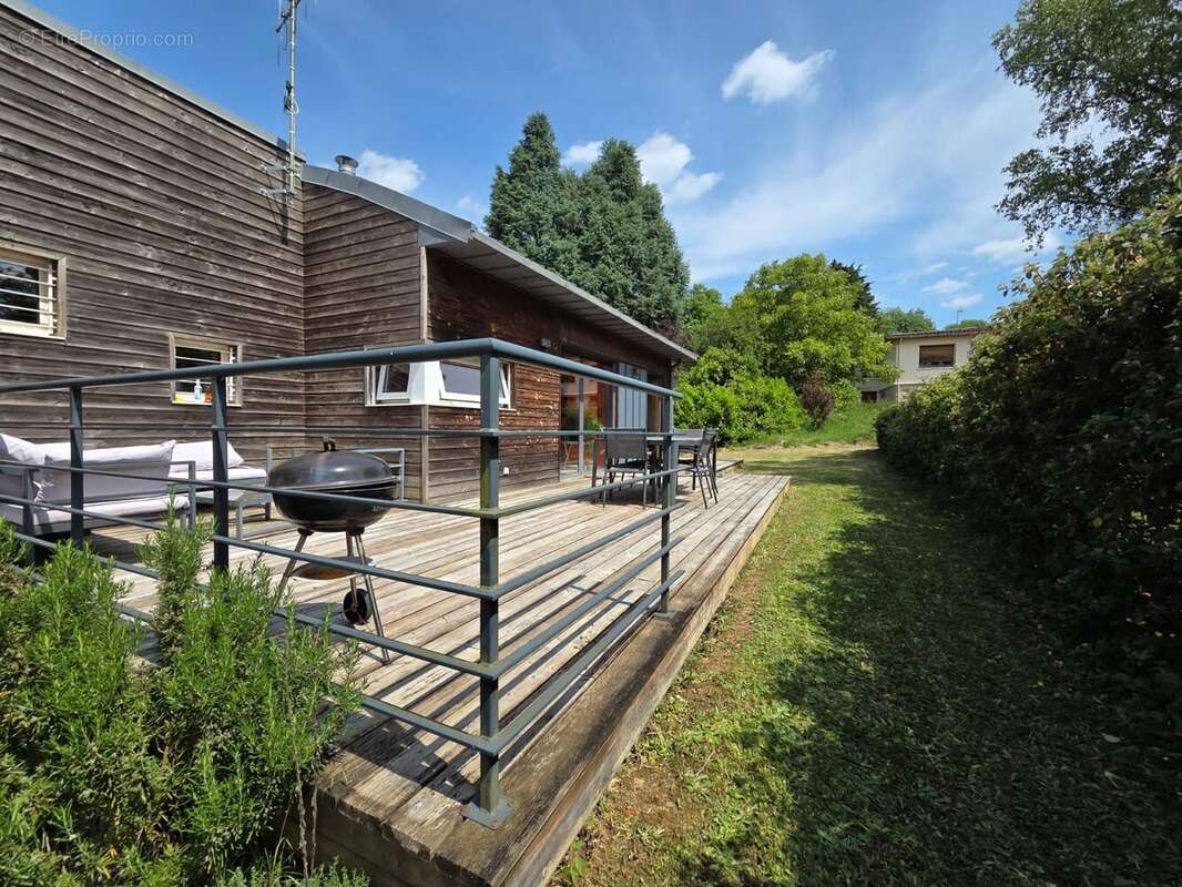 Maison à VOUNEUIL-SOUS-BIARD