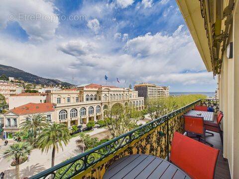 Appartement à MENTON