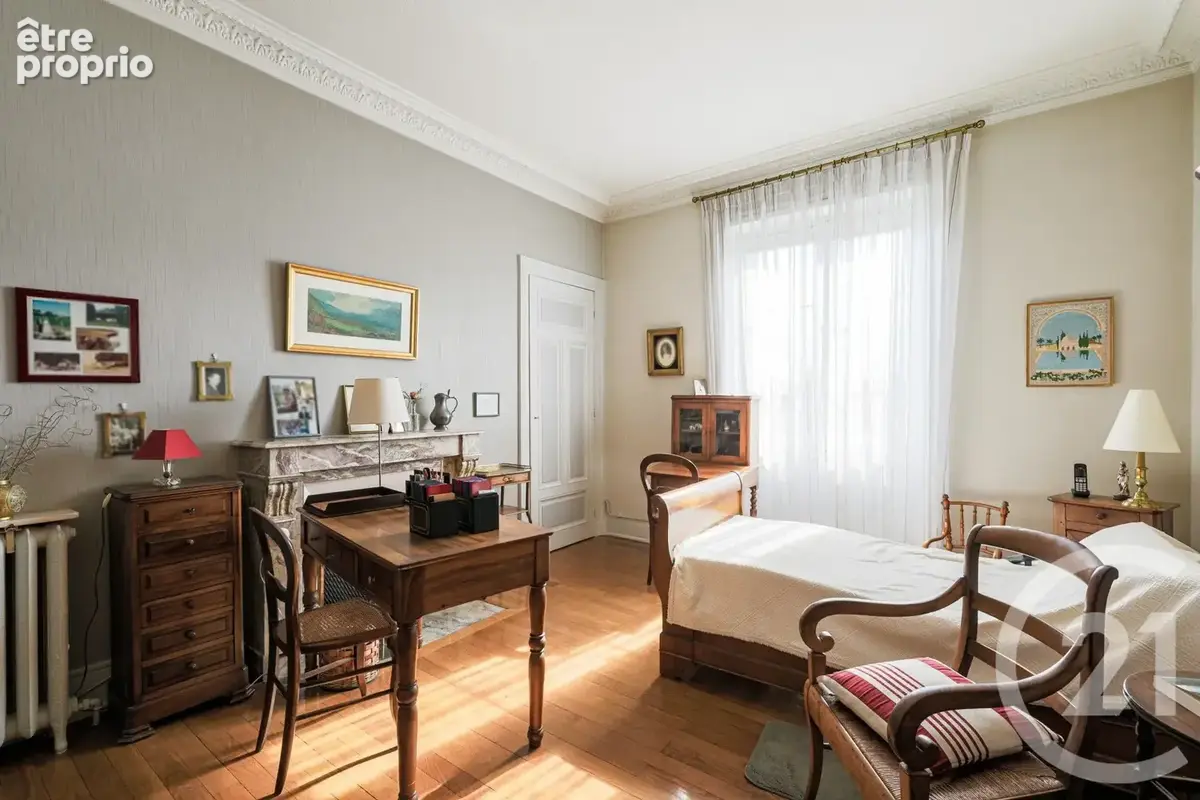 Appartement 4 pièces 136 m² à vendre à Grenoble (38000) - photo 11