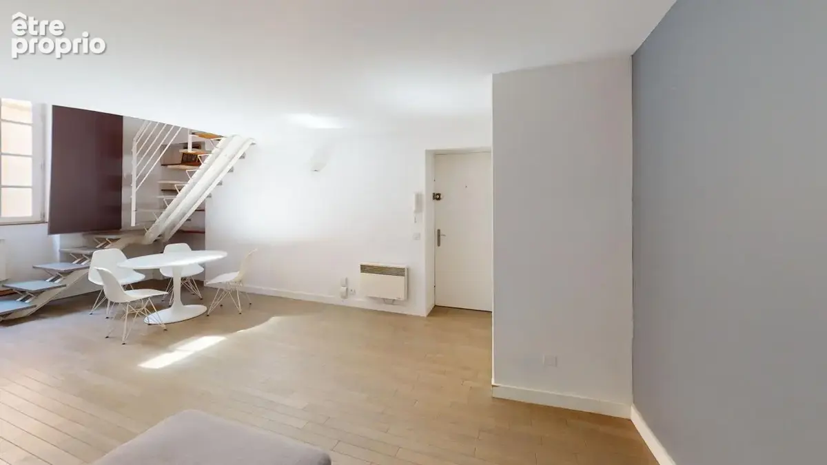 Appartement À Vendre - photo 2