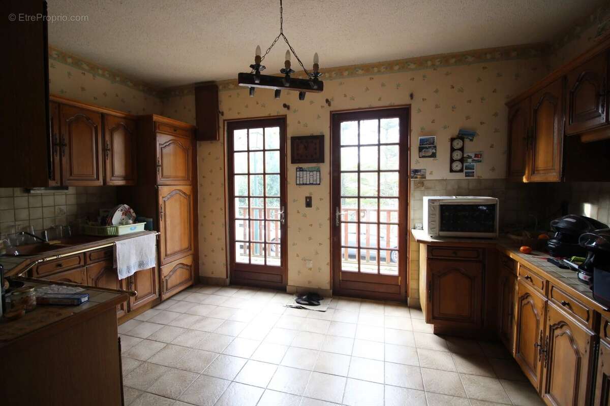 Maison 96 m² à Cires-Les-Mello  - photo 2