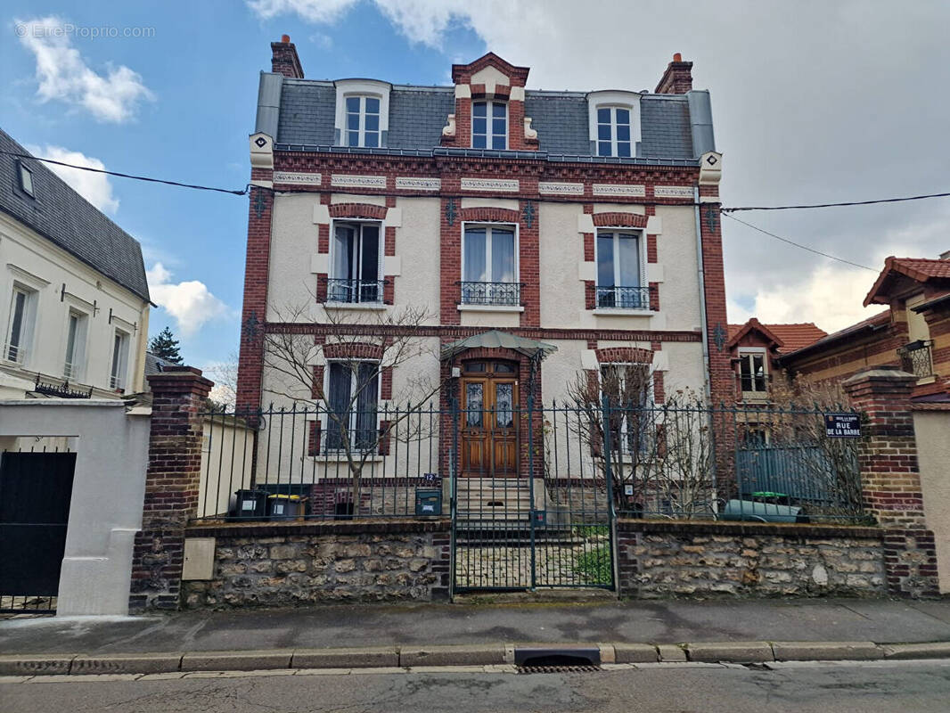 Maison à DEUIL-LA-BARRE