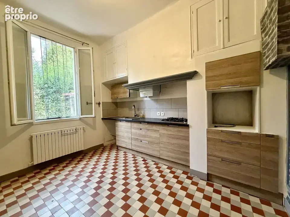 MAISON T3 65m2 / TERRAIN 400m2 / CHATEAU GOMBERT 13013