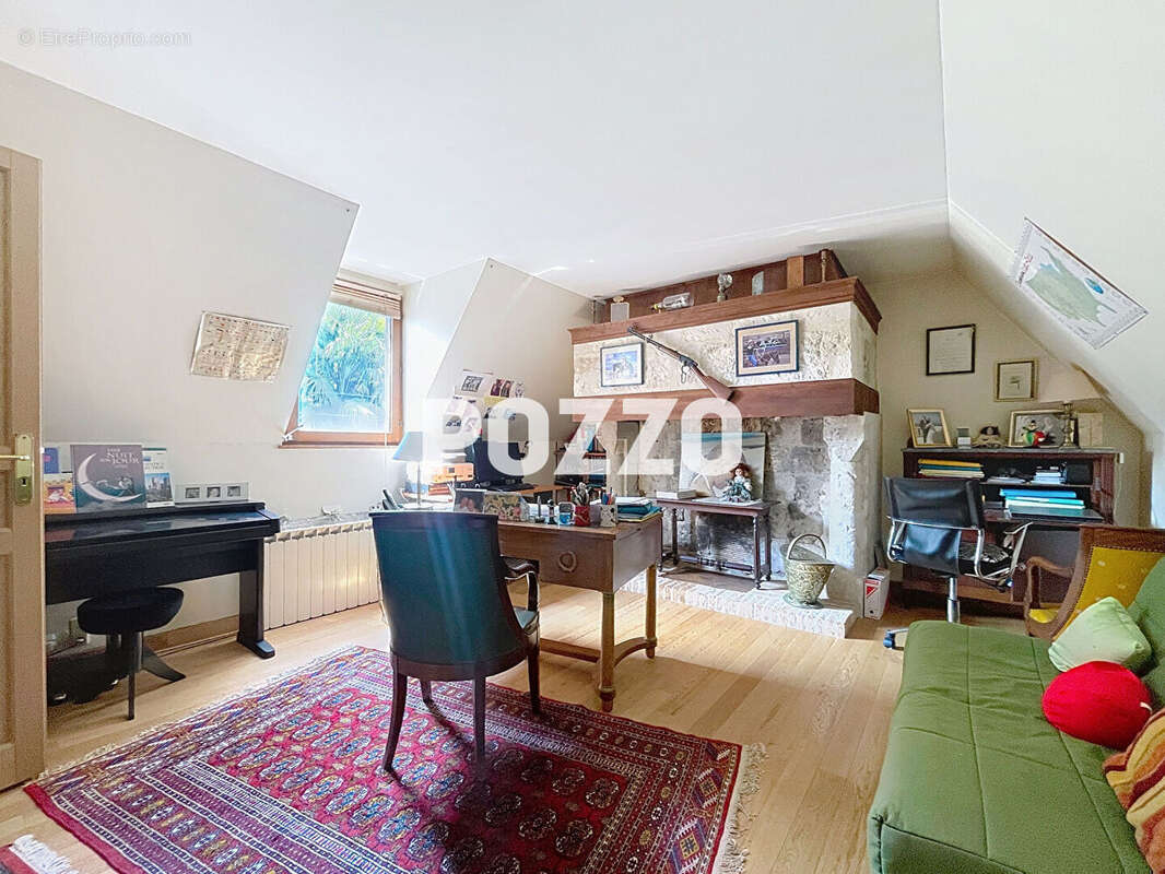 Maison Pennedepie 7 pièce(s) 250 m2 - photo 8