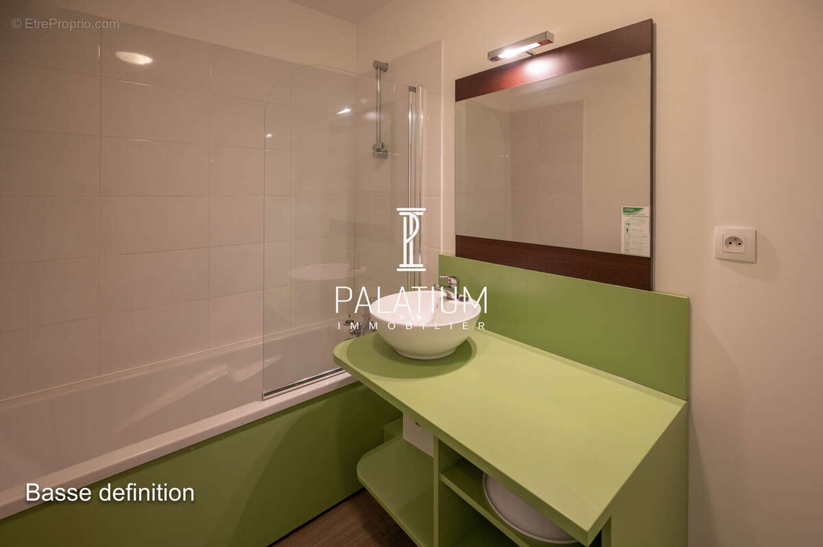 Appartement à GREOUX-LES-BAINS