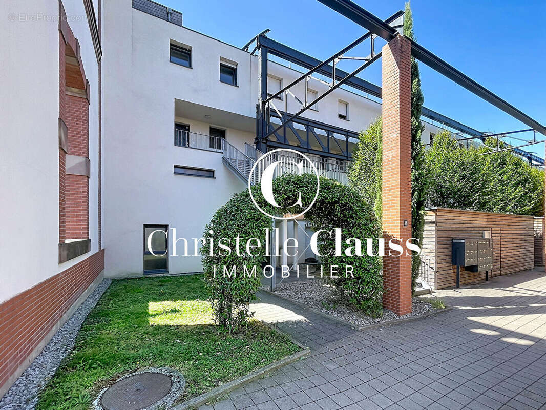 Schiltigheim - 3 pièces - 92 m² - rooftop 25 m² - garage & parking - photo 12