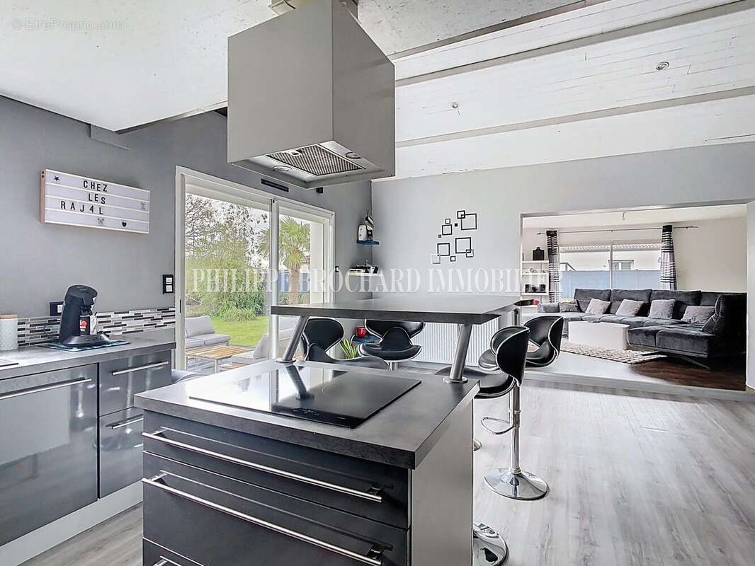 Maison à LE POIRE-SUR-VIE