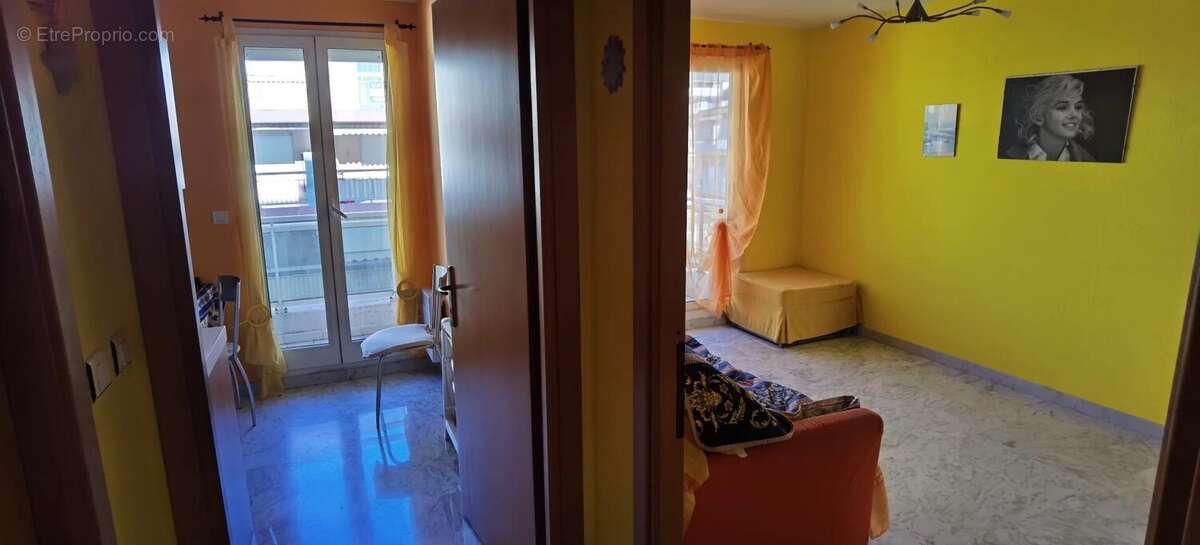 Appartement à MENTON