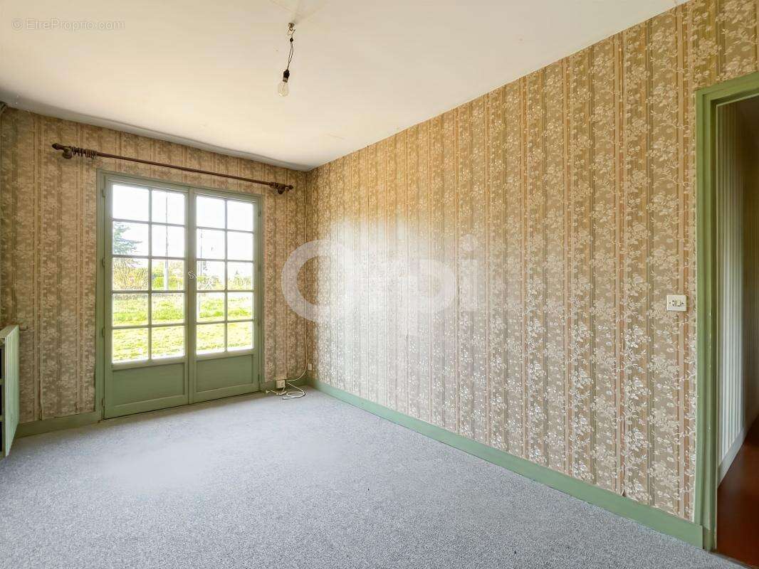 Maison à LA CROISILLE