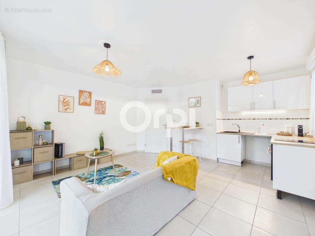 Appartement à MANDELIEU-LA-NAPOULE