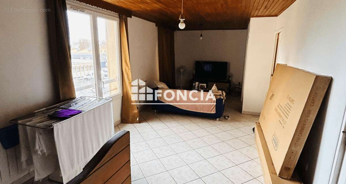 Appartement à MARSEILLE-15E