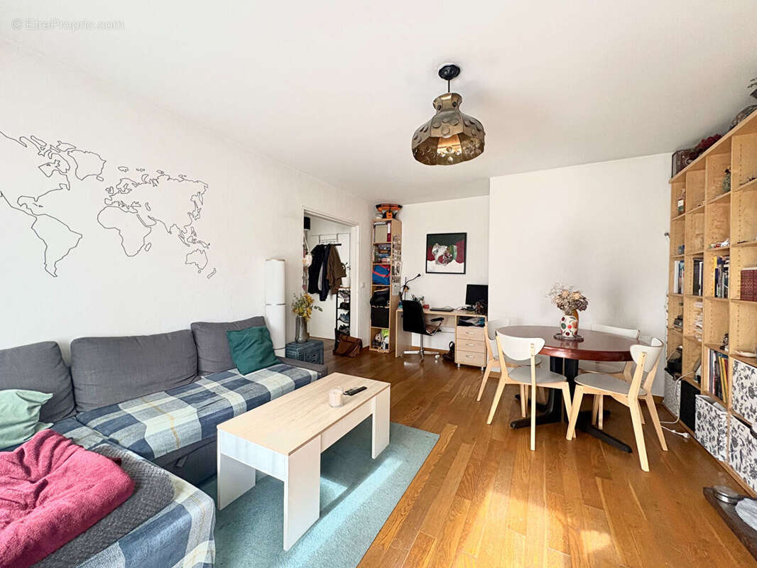 Appartement à SAINT-CYR-L'ECOLE