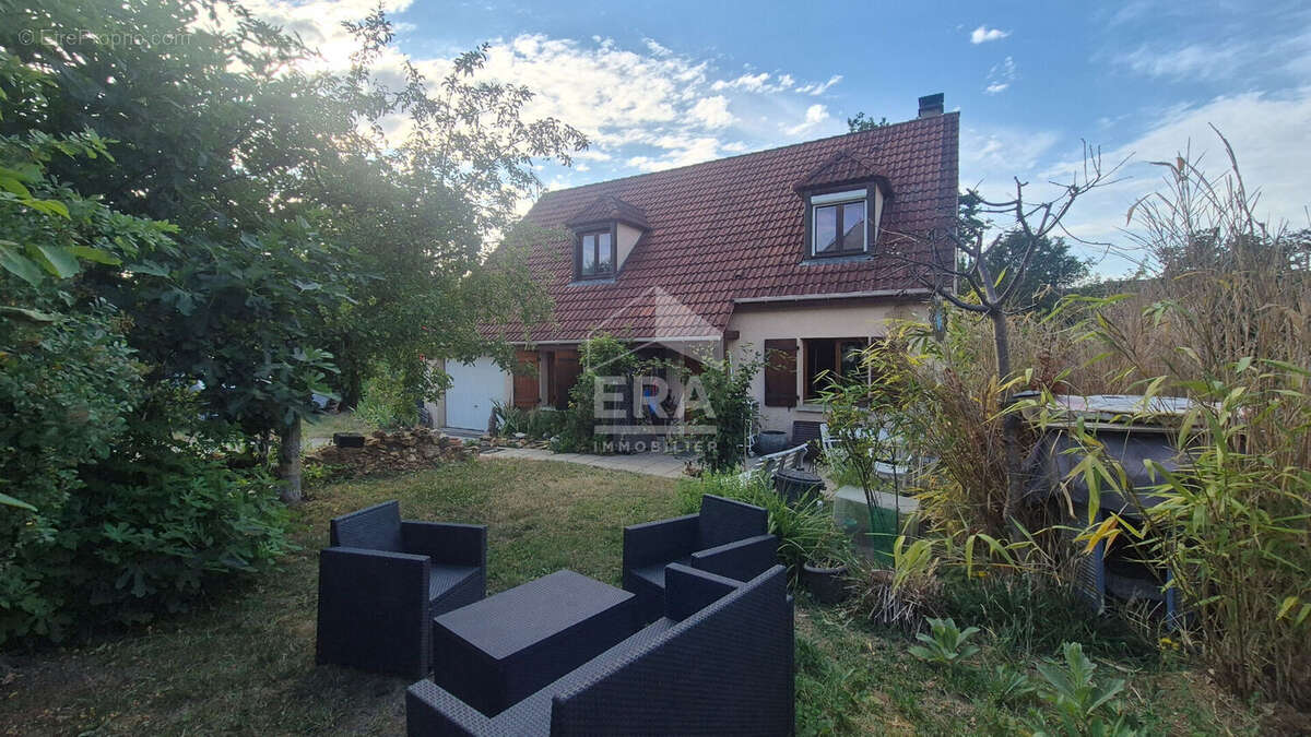 Maison à BRIE-COMTE-ROBERT