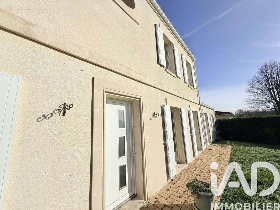 Photo 3 - Maison à SAINT-GENIS-DE-SAINTONGE