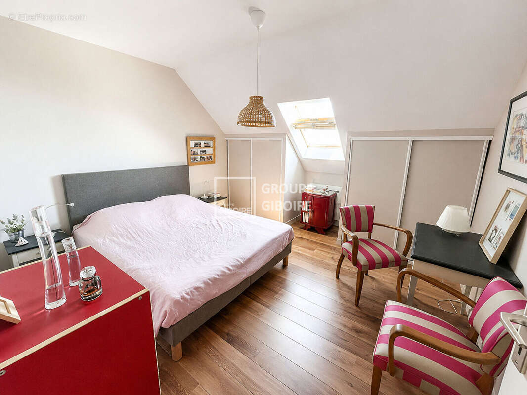 A vendre - agence giboire- appartement 4 pieces en duplex avec vue mer pornichet - photo 4