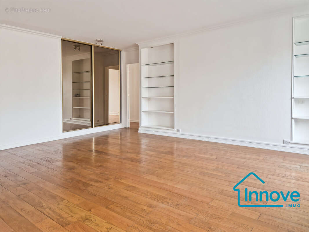 Appartement à VERSAILLES