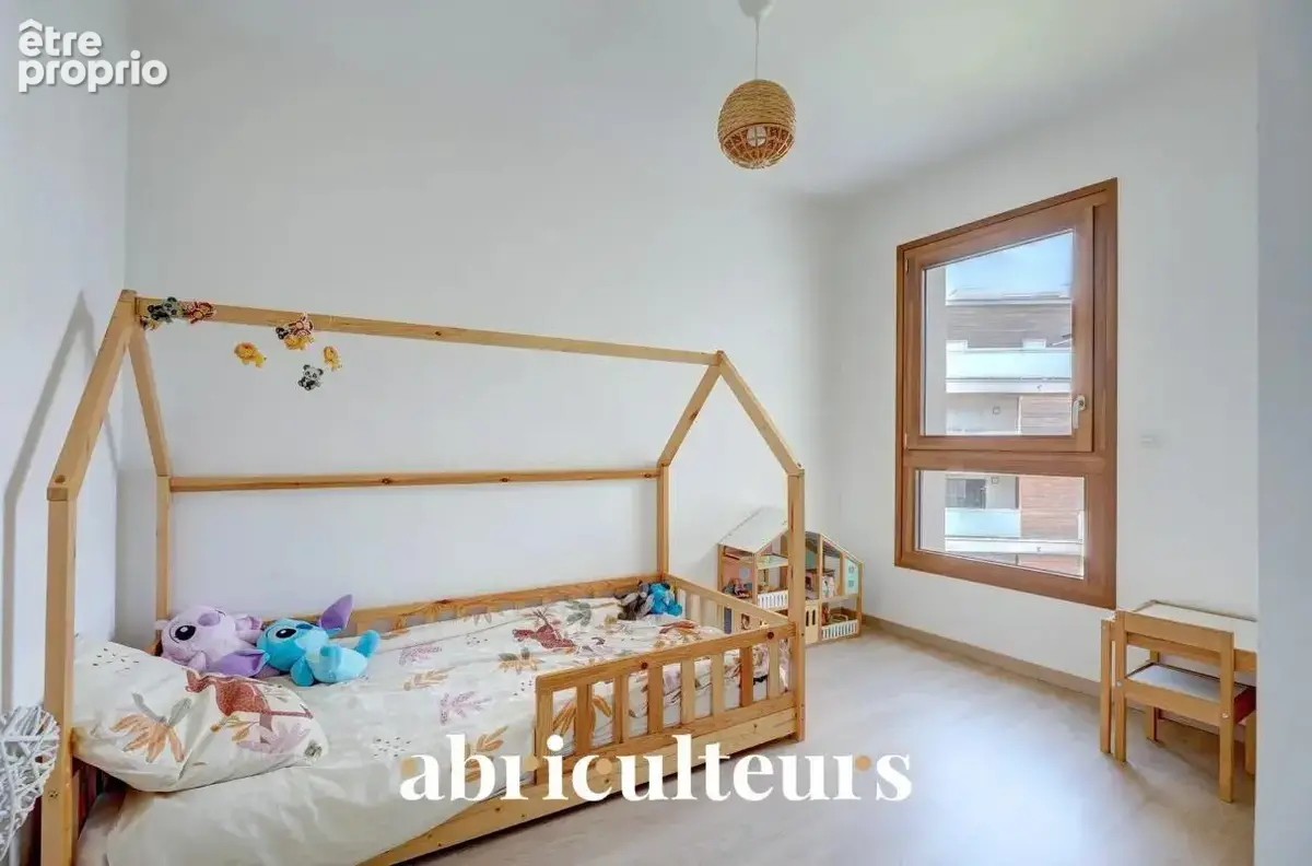 Appartement au dernier étage d'une résidence sécurisé en vente à Saint-Priest (69800) - photo 10