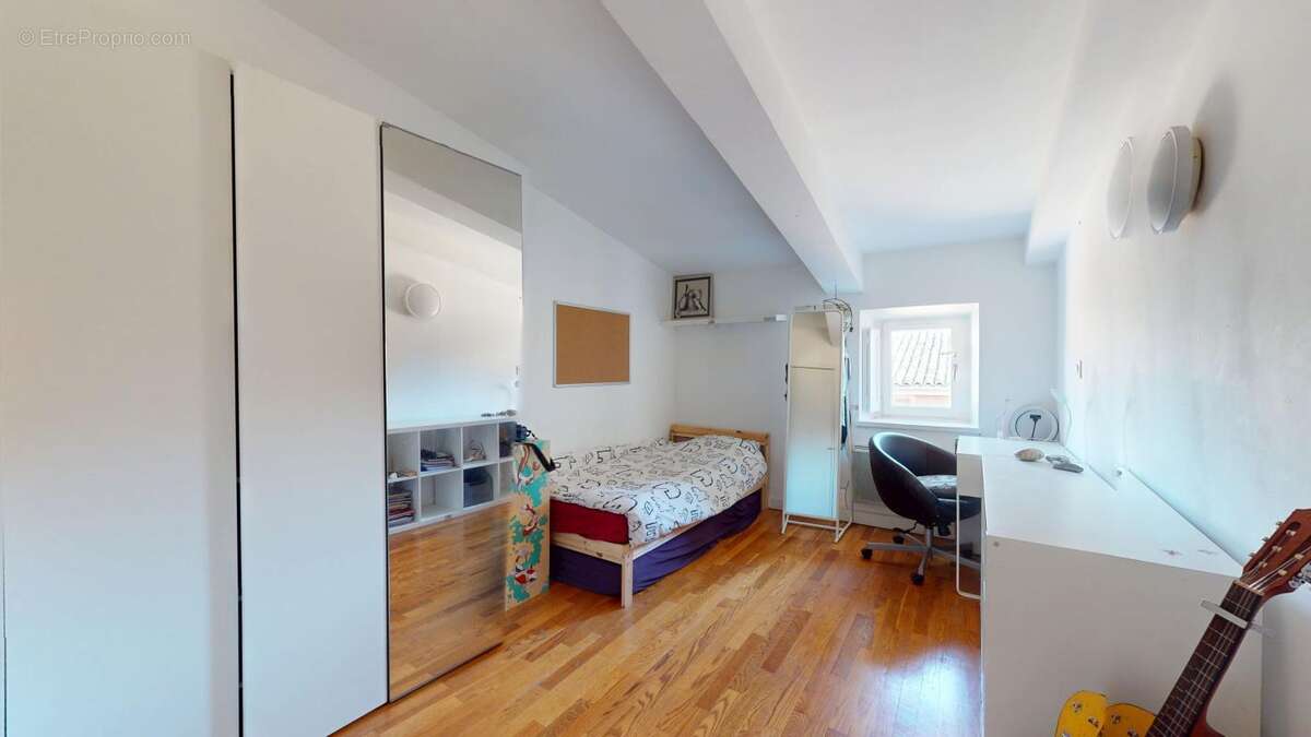 Appartement à LYON-5E
