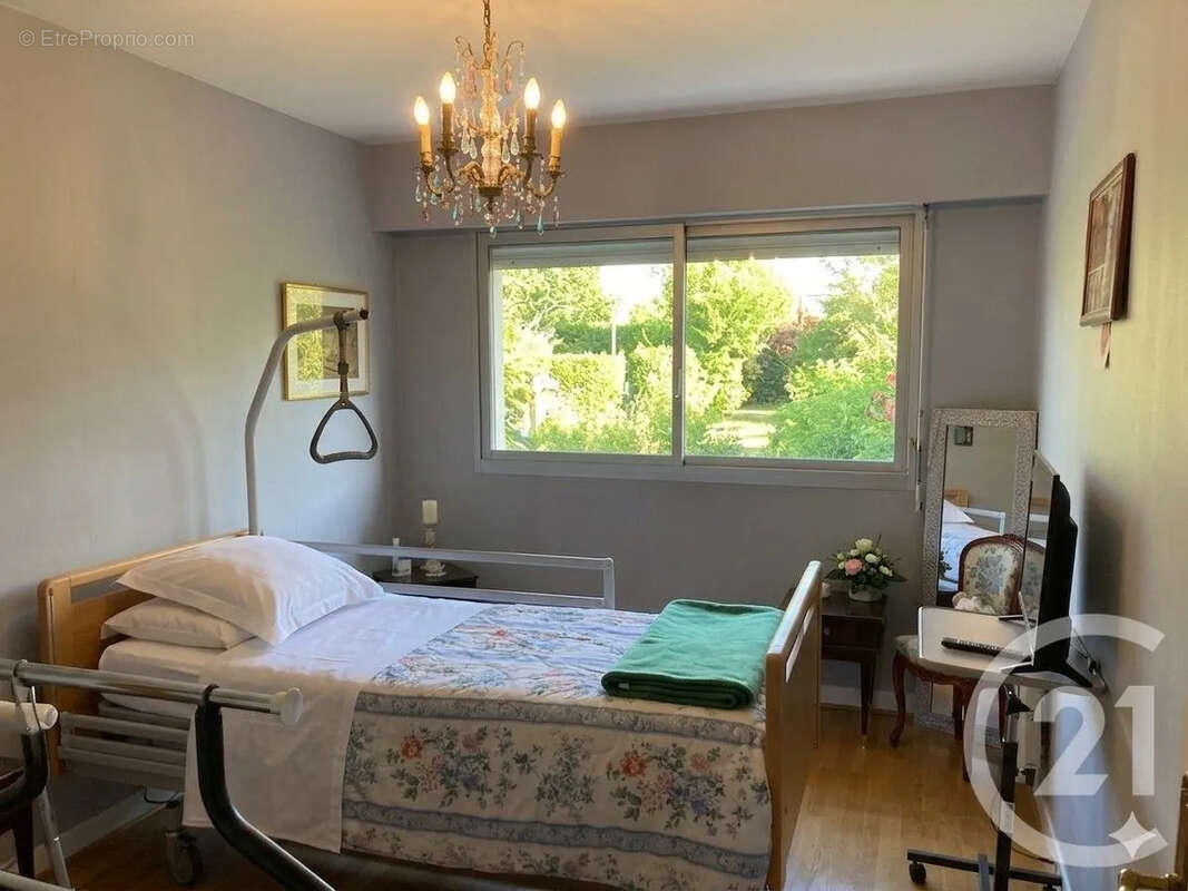 Appartement 88 m² à Saint-Maur-Des-Fosses  - photo 8