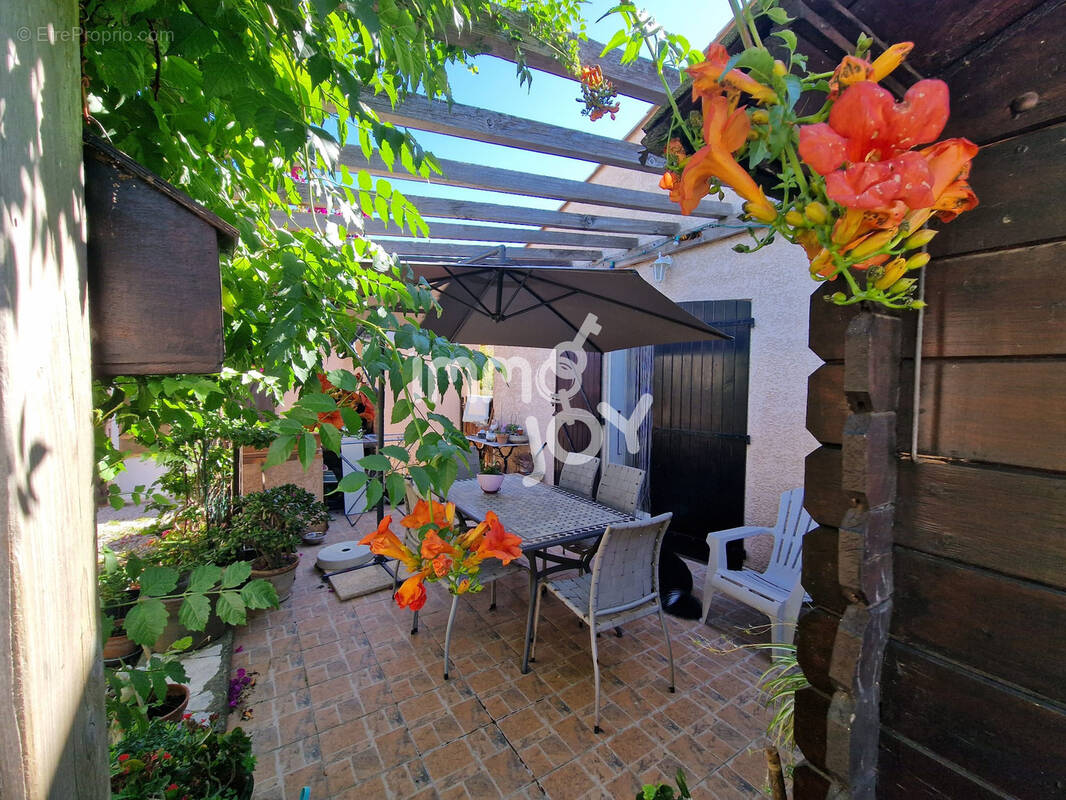 Maison à LEZIGNAN-CORBIERES