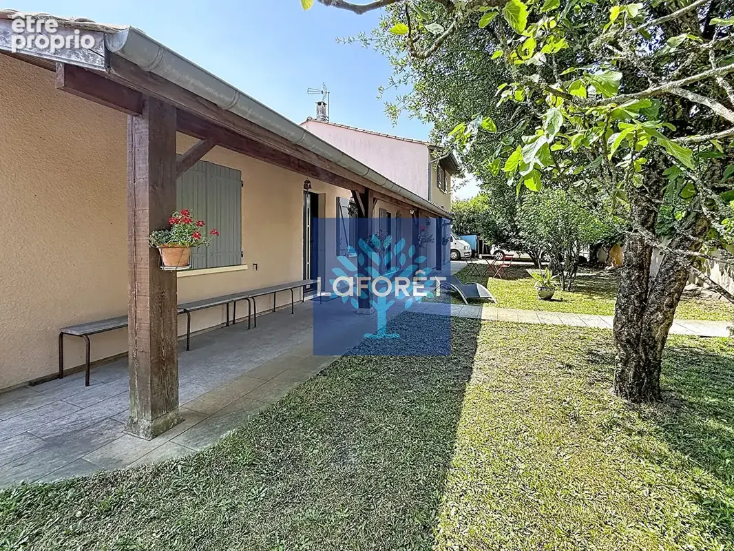 Maison Saint Jean d Illac 7 pièces 171 m² - photo 3