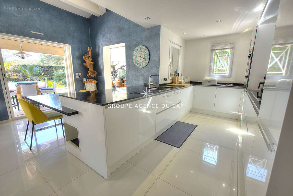 Villa saint raphael 5 pieces 185 m2 valescure - photo 11