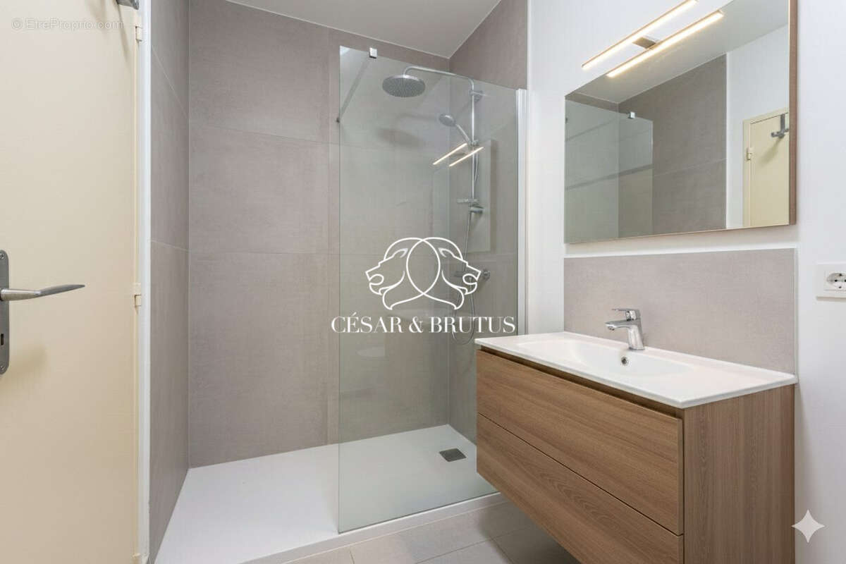 Appartement à LYON-7E