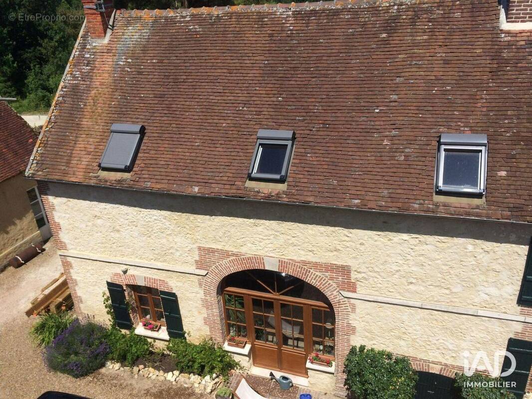 Photo 1 - Maison à MONTREUIL-SUR-THERAIN