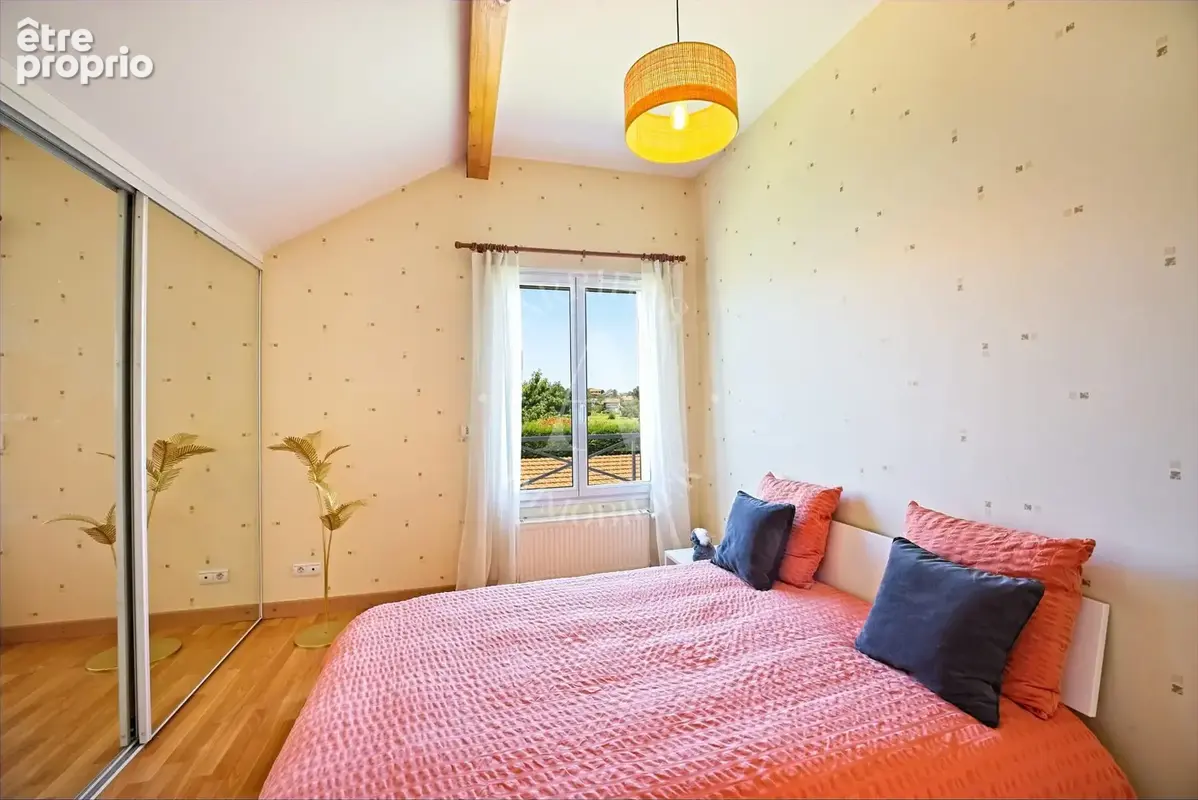 Maison 5 pièces 224 m² à vendre à Prevessin-Moens (01280) - photo 7