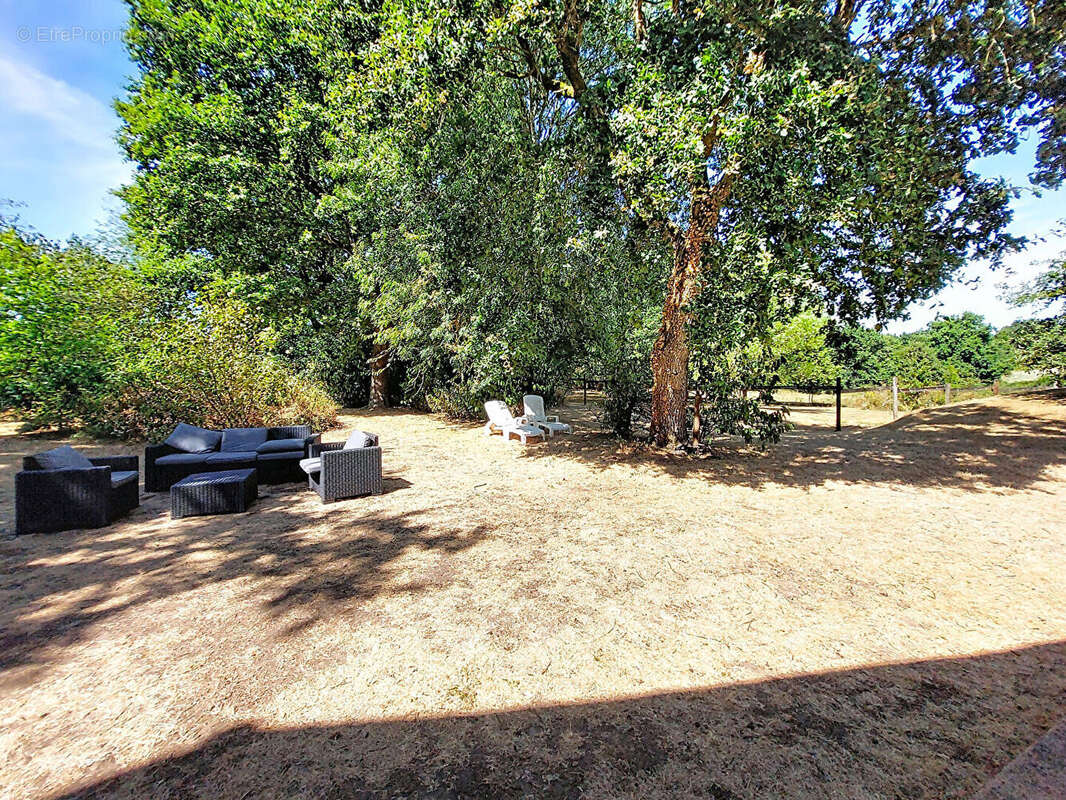 Domaine de 300 m² - Cadre verdoyant de Nort sur Erdre - photo 16