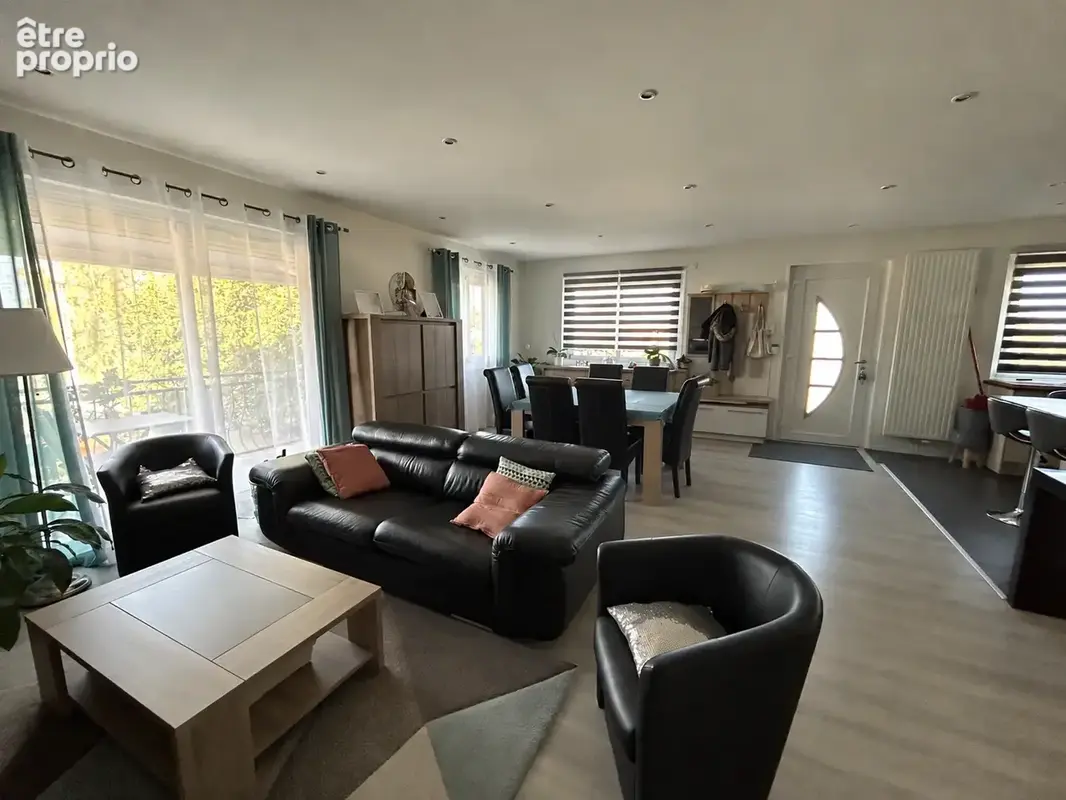 Veauche belle maison 3 chambres avec terrain - photo 3
