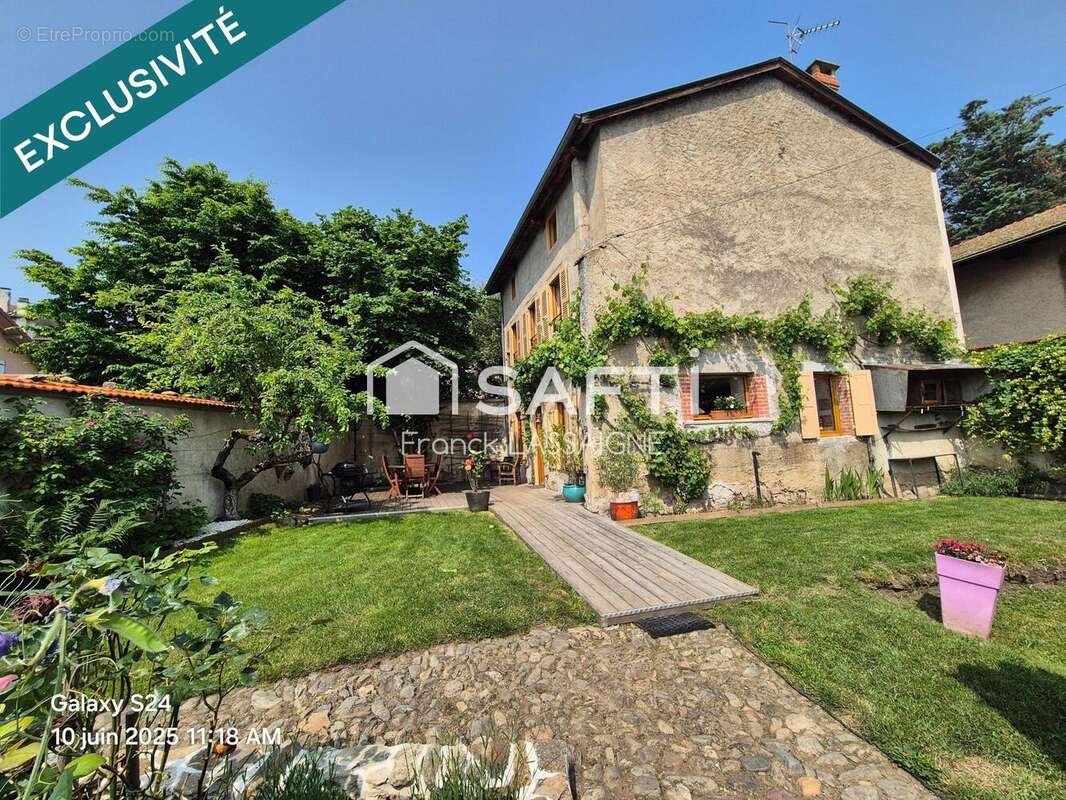 Maison 136 m² à Arlanc  - photo 2