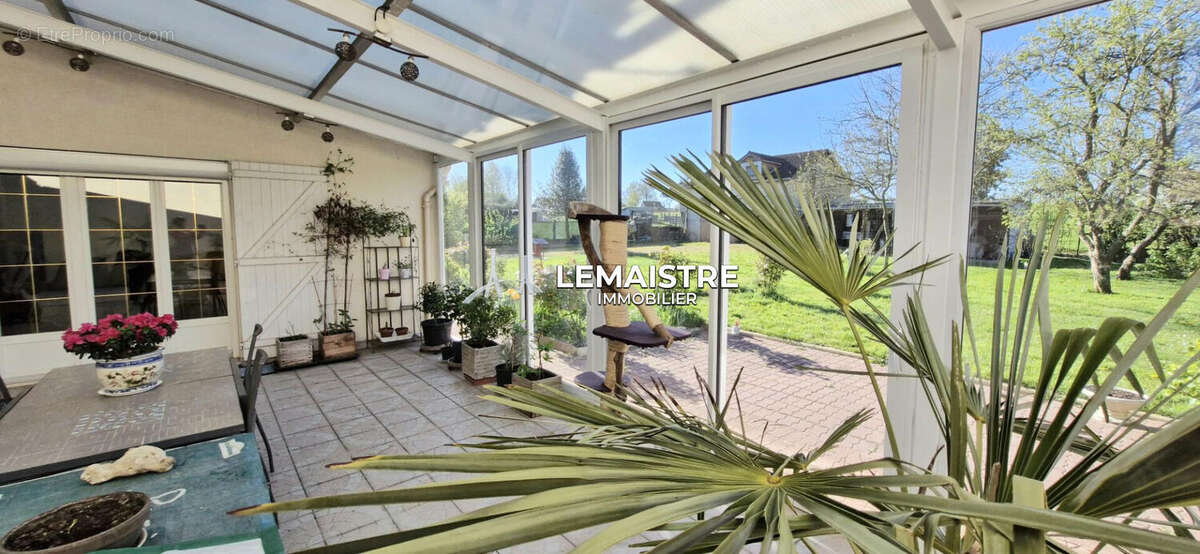 Maison à vendre - Proche Duclair - 168 m² - 5 chambres - Garage 60 m² - Terrain de 1 500 m² - photo 8
